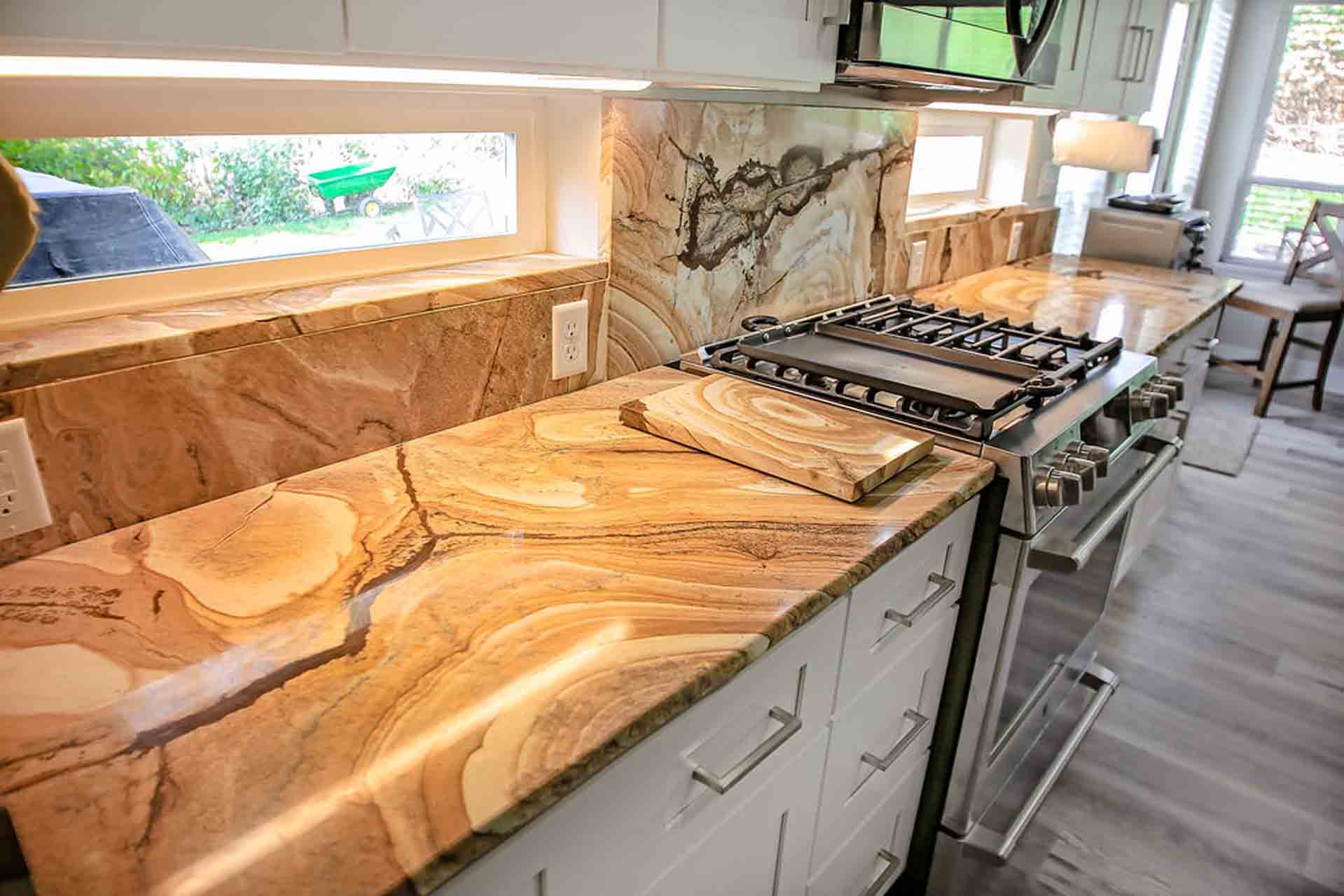 Dark granite kitchen bar Round Rock TX